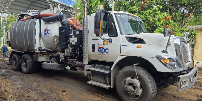 Empresas Públicas de Cundinamarca atiende emergencia en Viotá tras inundaciones