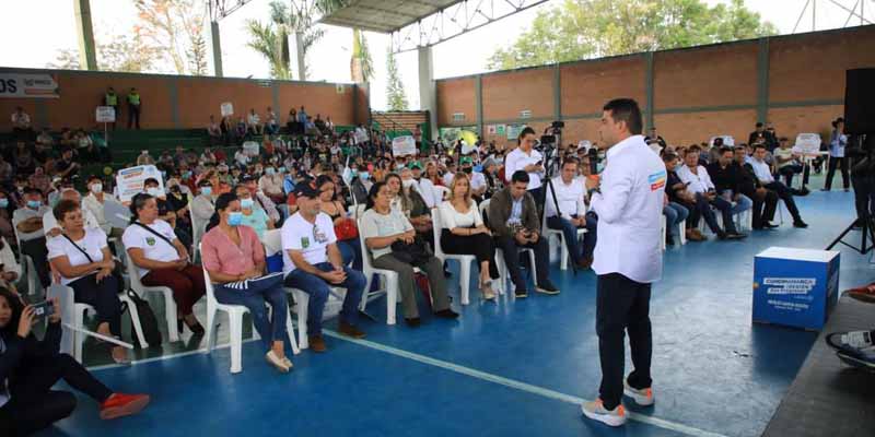 Firmatón de convenios solidarios por cerca de $4.150 millones para 83 JAC de Fusagasugá