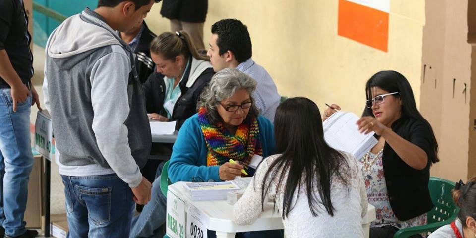 Cundinamarca inicia en paz la votación del plebiscito



