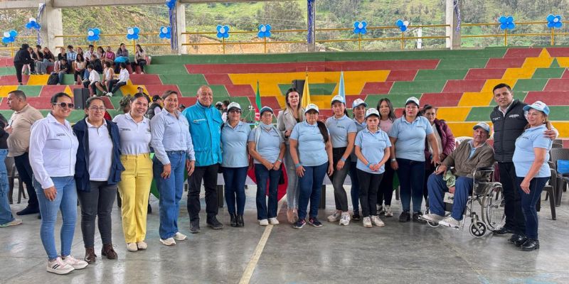 Cabrera presenta proyectos productivos para las víctimas del conflicto armado