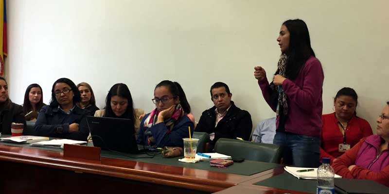 Sigue convocatoria a las mujeres emprendedoras





























