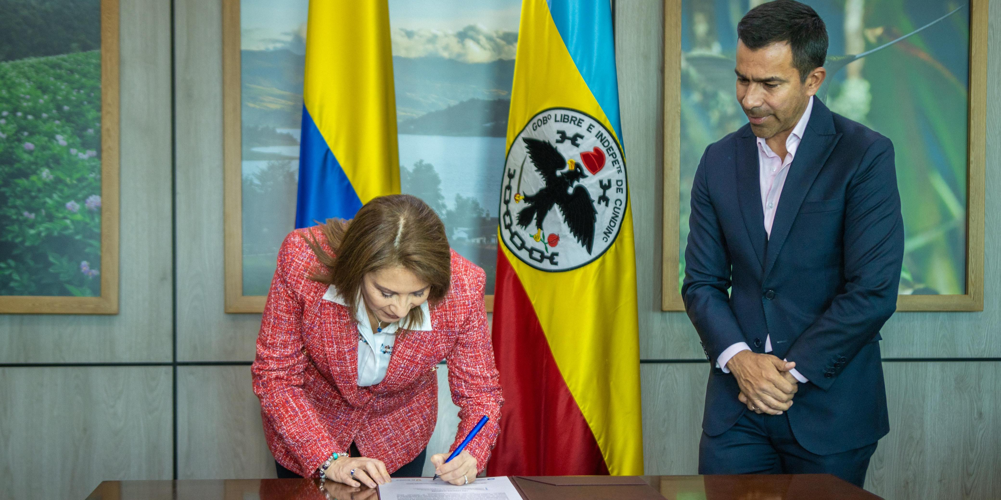La ‘Alianza por el futuro de Cundinamarca’ entregará 143 becas para maestrías

