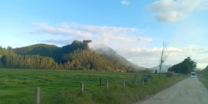 Avanza el control de incendios forestales en Tocancipá, Nilo y Ricaurte