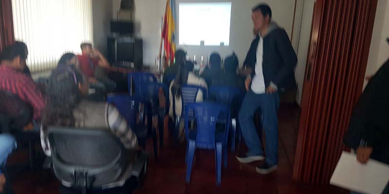 Comerciantes mejor informados evitarán venta de licor y cigarrillos de contrabando o adulterados

















