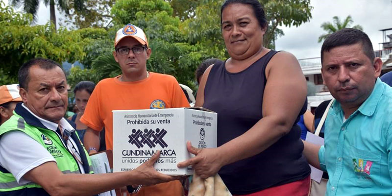 Apoyo a familias damnificadas de La Palma y Viotá





















