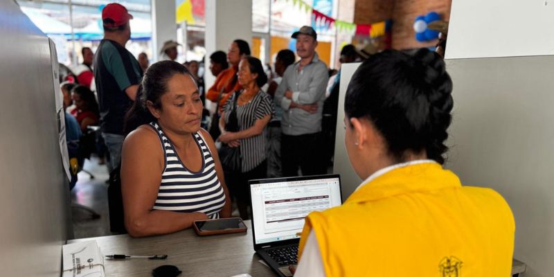 Más de 900 personas accedieron a servicios en la Segunda Feria Interinstitucional para Víctimas en La Palma

