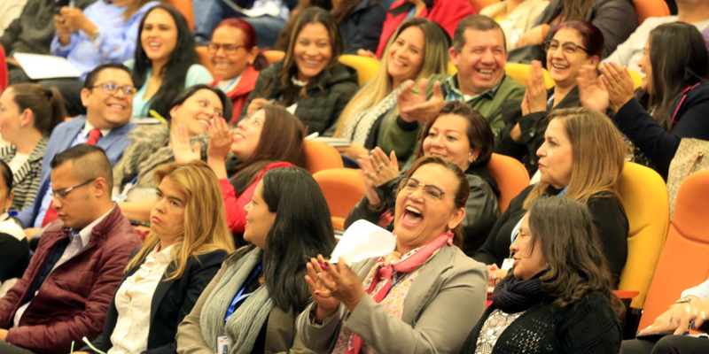 Más de 400 funcionarios participaron en diplomado ‘Embajadores de la felicidad’




























