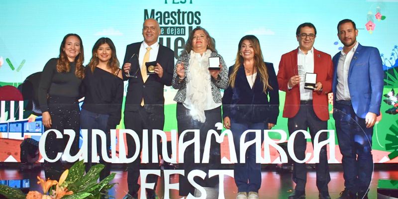 En Cundinamarca Fest se rindió homenaje a los Maestros que dejan huella