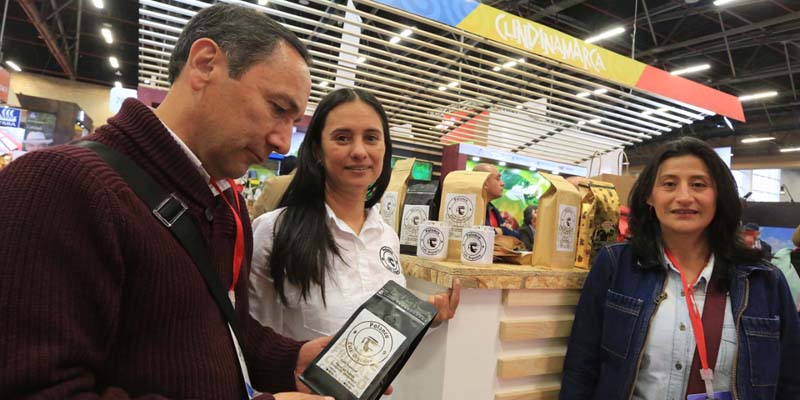 Café cundinamarqués se muestra en feria de cafés especiales









 









