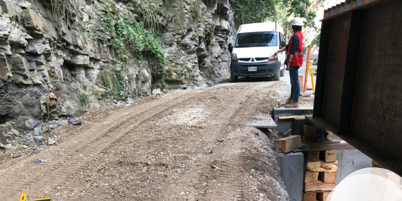 SE ABRE PASO VEHICULAR EN LA VÍA PACHO -  LA PALMA