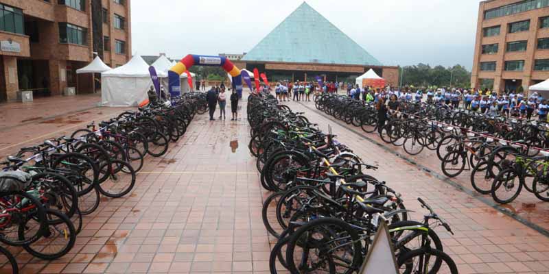 El Día Mundial de la Bicicleta se vivió a tope en la Gobernación de Cundinamarca


