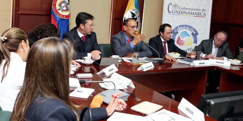 CUNDINAMARCA PIONERA EN DESARROLLO SOCIAL