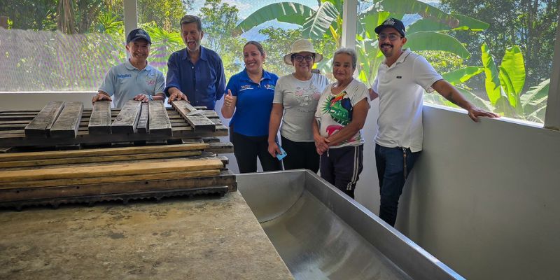 10 nuevos cuartos de moldeo elevan la calidad de la panela en Vergara