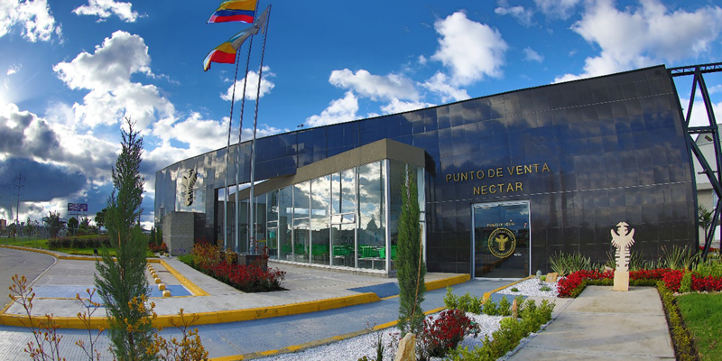 Néctar y Ron Santafé ahora se venden en su punto de fábrica





























































