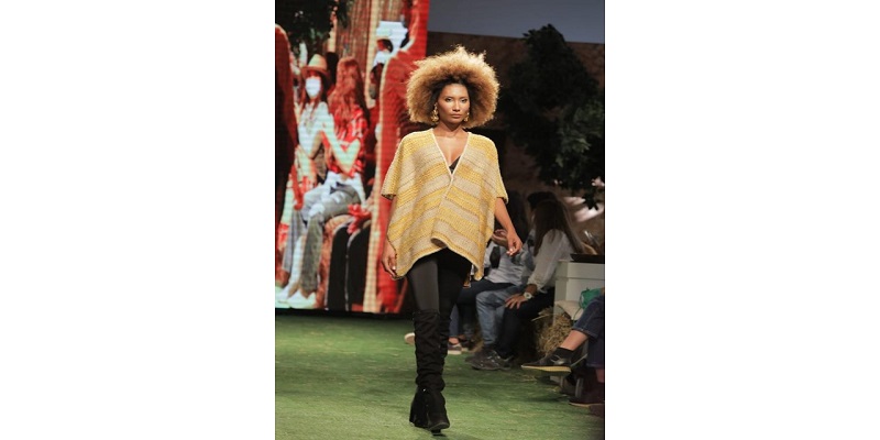 Artesanos de Cundinamarca, presentan artículos de moda de talla mundial