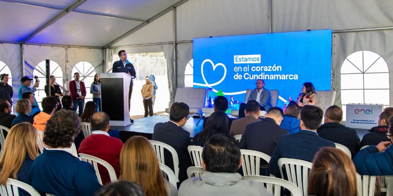 Regiotram ya tiene garantizado el suministro eléctrico que moverá más de 43 millones de pasajeros al año, anuncia el gobernador Jorge Rey