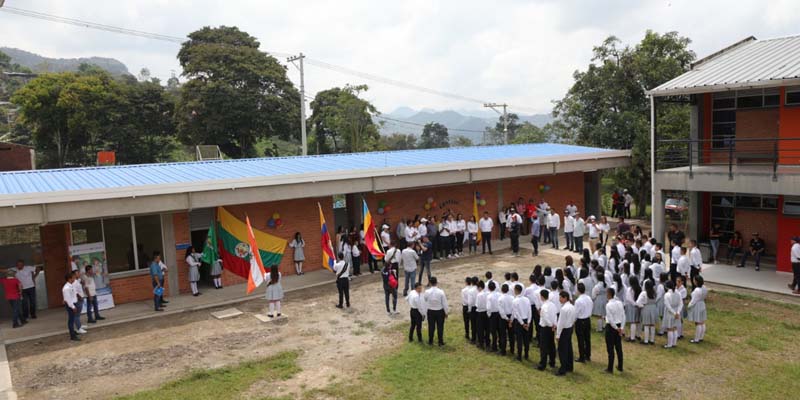 Cundinamarca, el departamento con menores niveles de pobreza y desigualdad del país
























