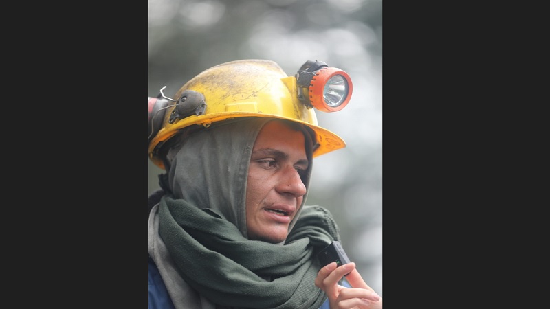 Avanza búsqueda y rescate de mineros en Sutatausa