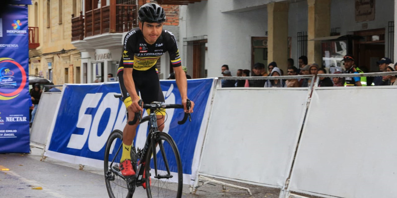 Wildy Enrique Sandoval, primer líder de la Vuelta a Cundinamarca