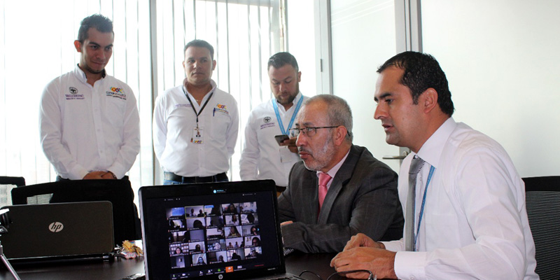 Secretarios departamentales de Gobierno y TIC en contacto con los concejales de la región