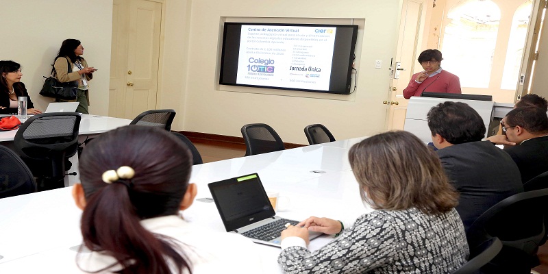 Centro de Innovación Educativa Regional seguirá capacitando a los maestros del centro del país
