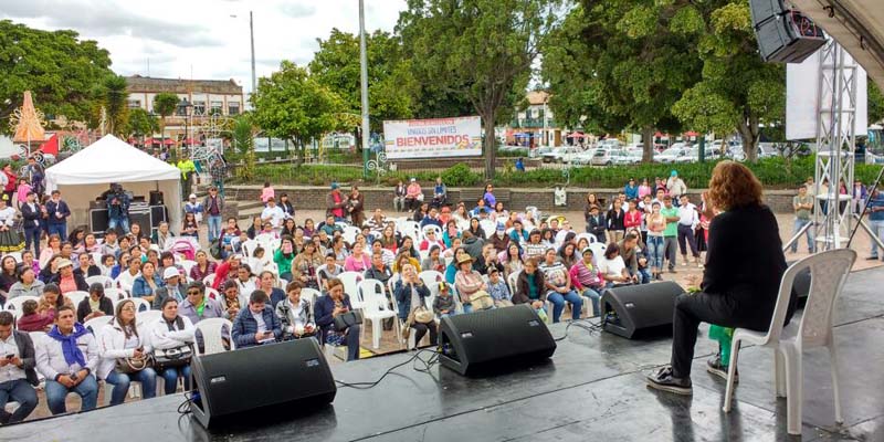 Primer Festival de Integración Regional Beltrán, Ubaté y Girardot


