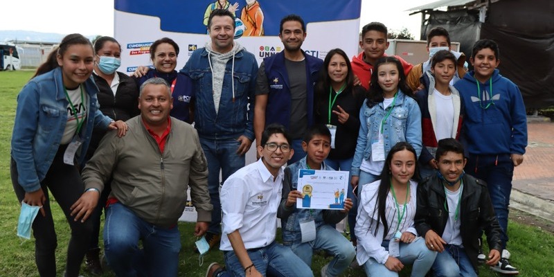 Ganadores del proyecto CACTI representarán a Cundinamarca eventos de CTeI en México y Chile