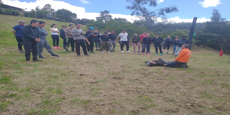 Permanente capacitación recibe la Brigada de Emergencias de la Gobernación de Cundinamarca

