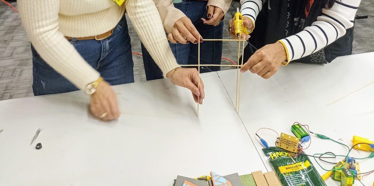 Nuevas iniciativas en educación digital transforman el aprendizaje en Cundinamarca