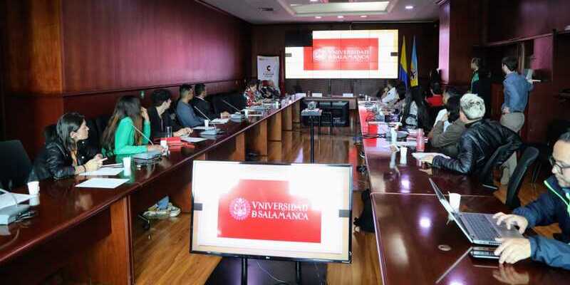 17 jóvenes líderes víctimas del conflicto armado inician formación internacional 
