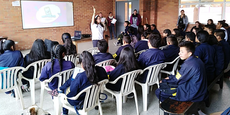 217 estudiantes de Nemocón, capacitados en uso responsable de las redes sociales



























