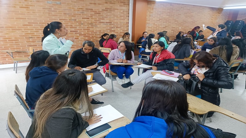 Cundinamarca consolida capacitaciones para auxiliares de enfermería en APS