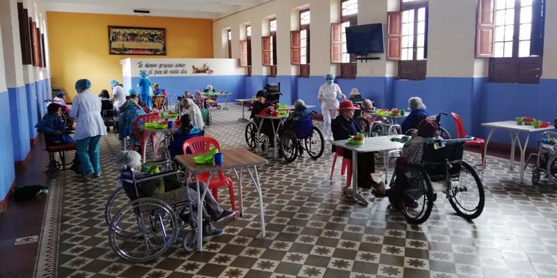 Gobierno departamental garantiza seguridad alimentaria en los ocho centros de protección de la Beneficencia de Cundinamarca


 




