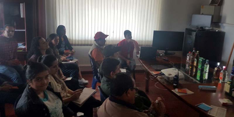 Comerciantes mejor informados evitarán venta de licor y cigarrillos de contrabando o adulterados

















