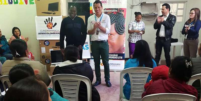 Niños afrodescendientes de la comuna cuatro de Soacha, de la mano de la tecnología
