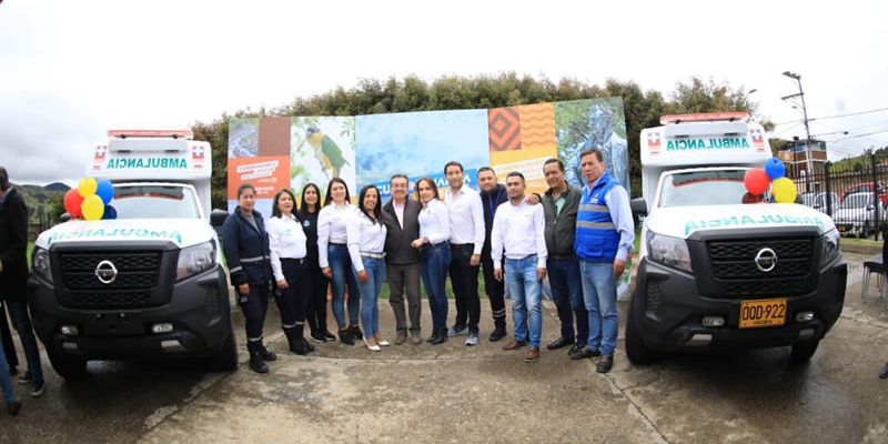 Ambulancias, equipos de rayos x y recursos para fortalecer el servicio de Salud de Oriente y Almeidas
