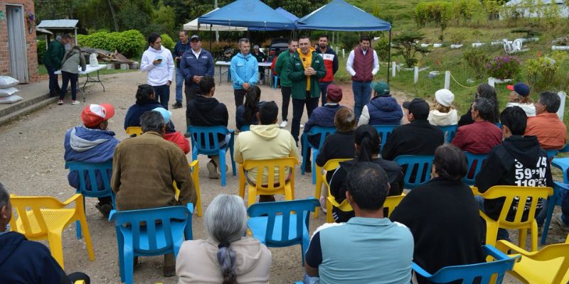 Pequeños productores de Cogua se benefician con suplemento alimenticio para bovinos