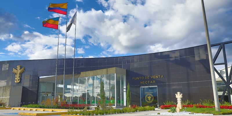 Néctar y Ron Santafé ahora se venden en su punto de fábrica




























































