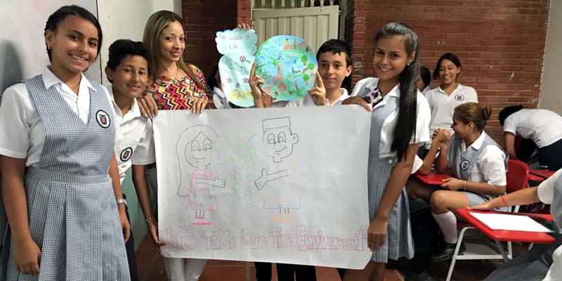 El bilingüismo, una estrategia para mejorar la calidad educativa en Cundinamarca


























































