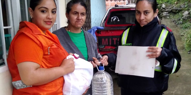 Continúa entrega de ayudas alimentarias a familias en condición de vulnerabilidad en Guayabetal


























