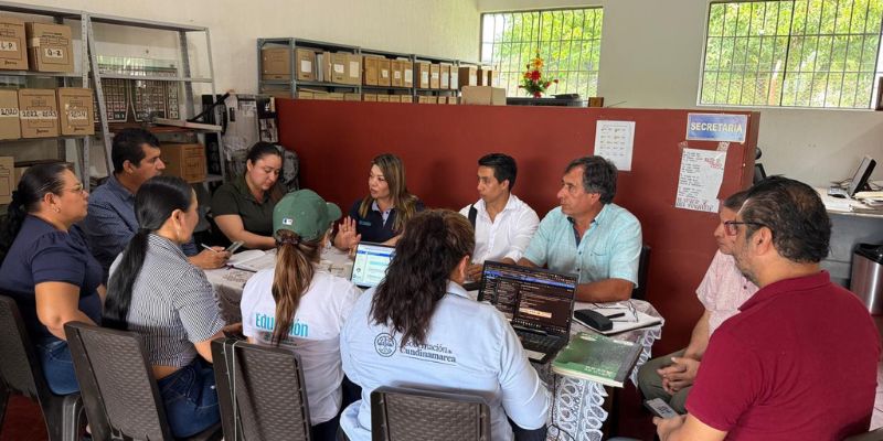 Secretaría de Educación fortalece diálogo con docentes afectados por sismo en Medina y Paratebueno 