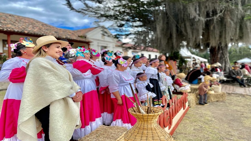 Saberes ancestrales de tradición Tejilarte  “El Origen” 2022











