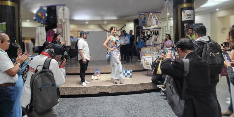 330 kg de ropa reciclada se convierten en moda sostenible en La Mesa


