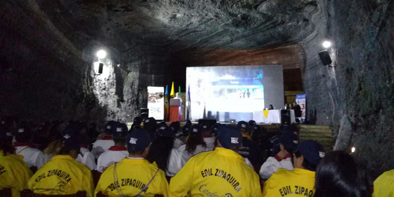Ediles se capacitan para mejorar su accionar



































































