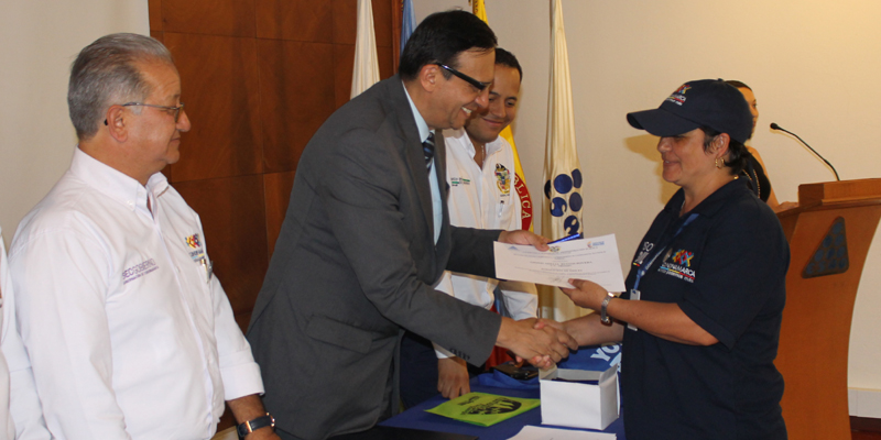 Ediles cundinamarqueses fueron certificados en administración pública por la ESAP

























































































