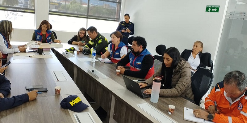 Mesa técnica para activar el plan de contingencia y estrategia a emergencias por situación actual Volcán Nevado del Ruíz
