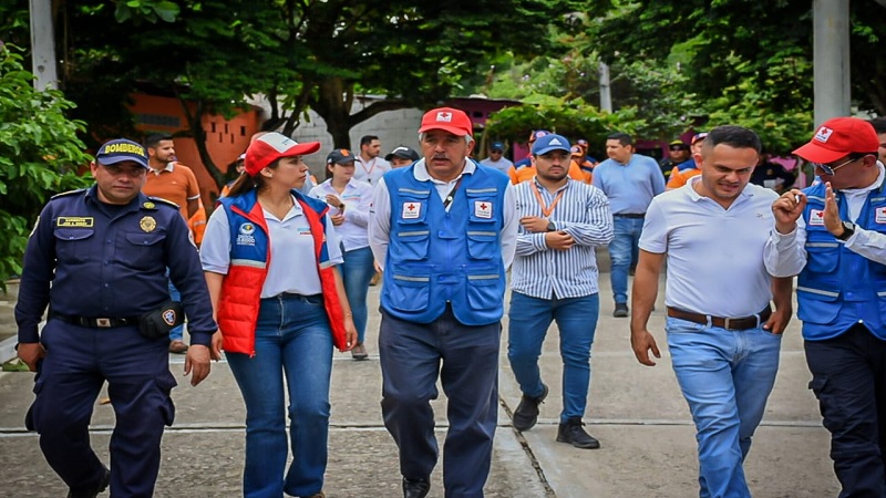 Protocolos de emergencia por alerta naranja en el volcán Nevado del Ruiz