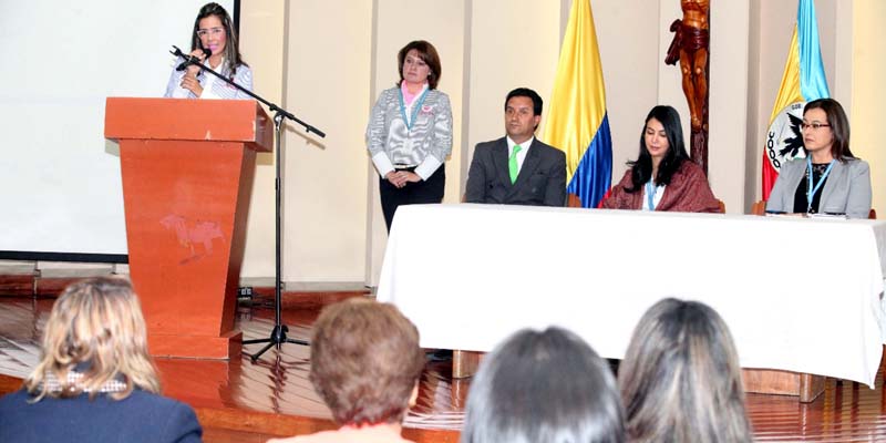 Seminario de Formulación de proyectos para las gestoras sociales





























































