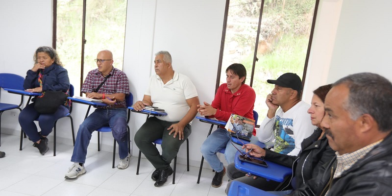 Comenzaron mesas de trabajo y seguimiento a obras en la Troncal del Tequendama