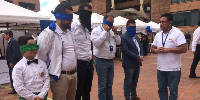 Alta Consejería para la Felicidad y el Bienestar participa en feria de la transparencia


